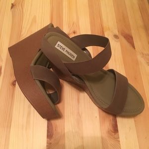 Steve Madden wedges